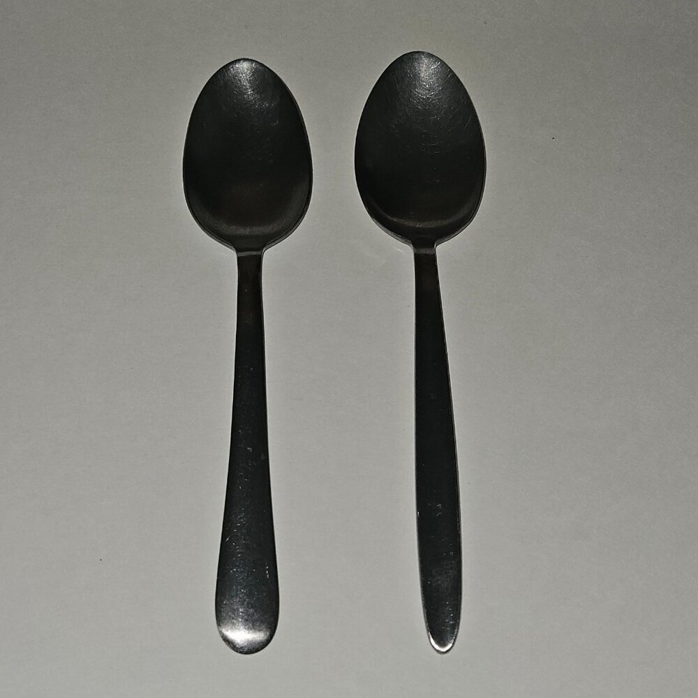2 Stainless Steel Dessert ? Spoons Mixed Lot 7.25" Long World USA Hong Kong READ
